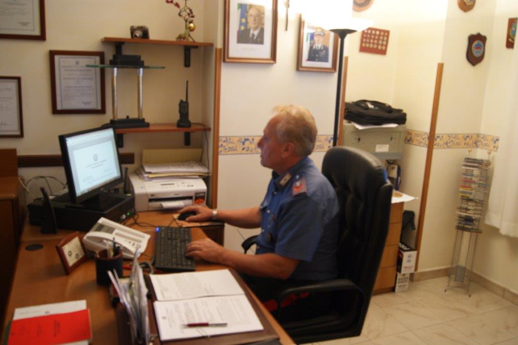 Frode informatica ai danni di un professionista, i Carabinieri identificano il truffatore