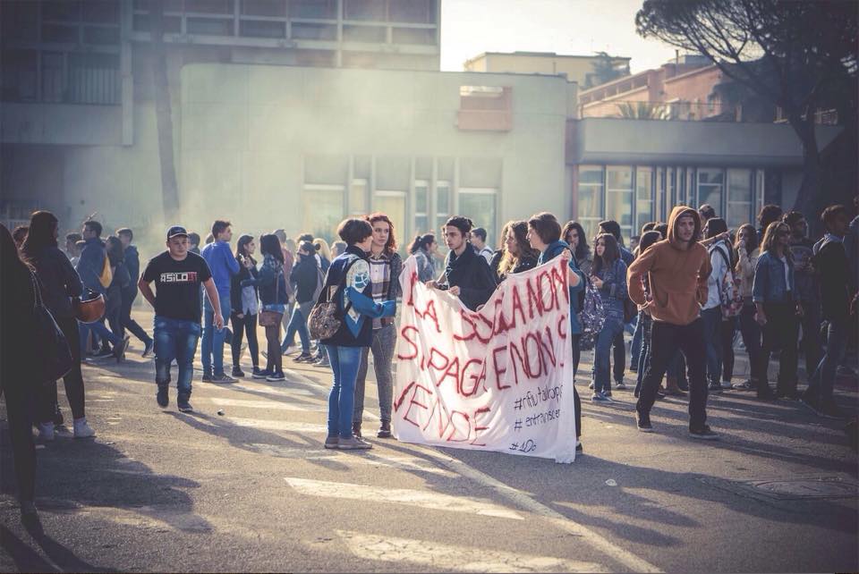 Studenti in piazza contro le chiacchiere, perchè una ‘Buona Scuola’ dovrebbe voler dire una ‘Buona futura Italia’