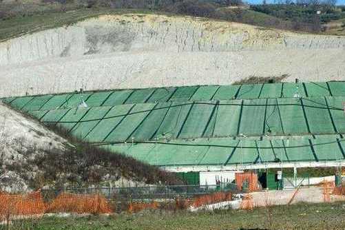 Gravi rischi ambientali a Casalduni e Fragneto, Abbate (PD): “Sannio ignorato dalla Regione”