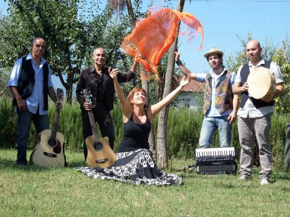 A ‘La Fortezza’ domenica esibizione dei ‘NeoMediTerra’