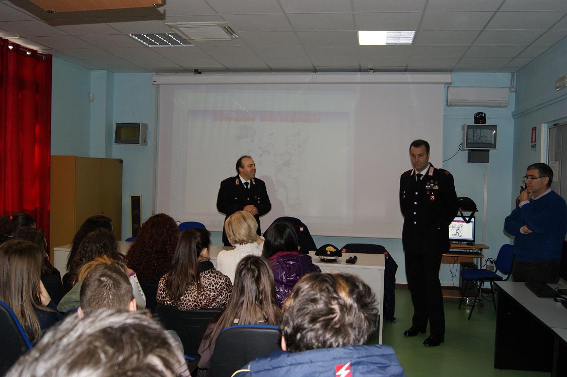 Conferenza dei Carabinieri sulla cultura della legalità all’Istituto ‘Carafa’ di San Salvatore Telesino