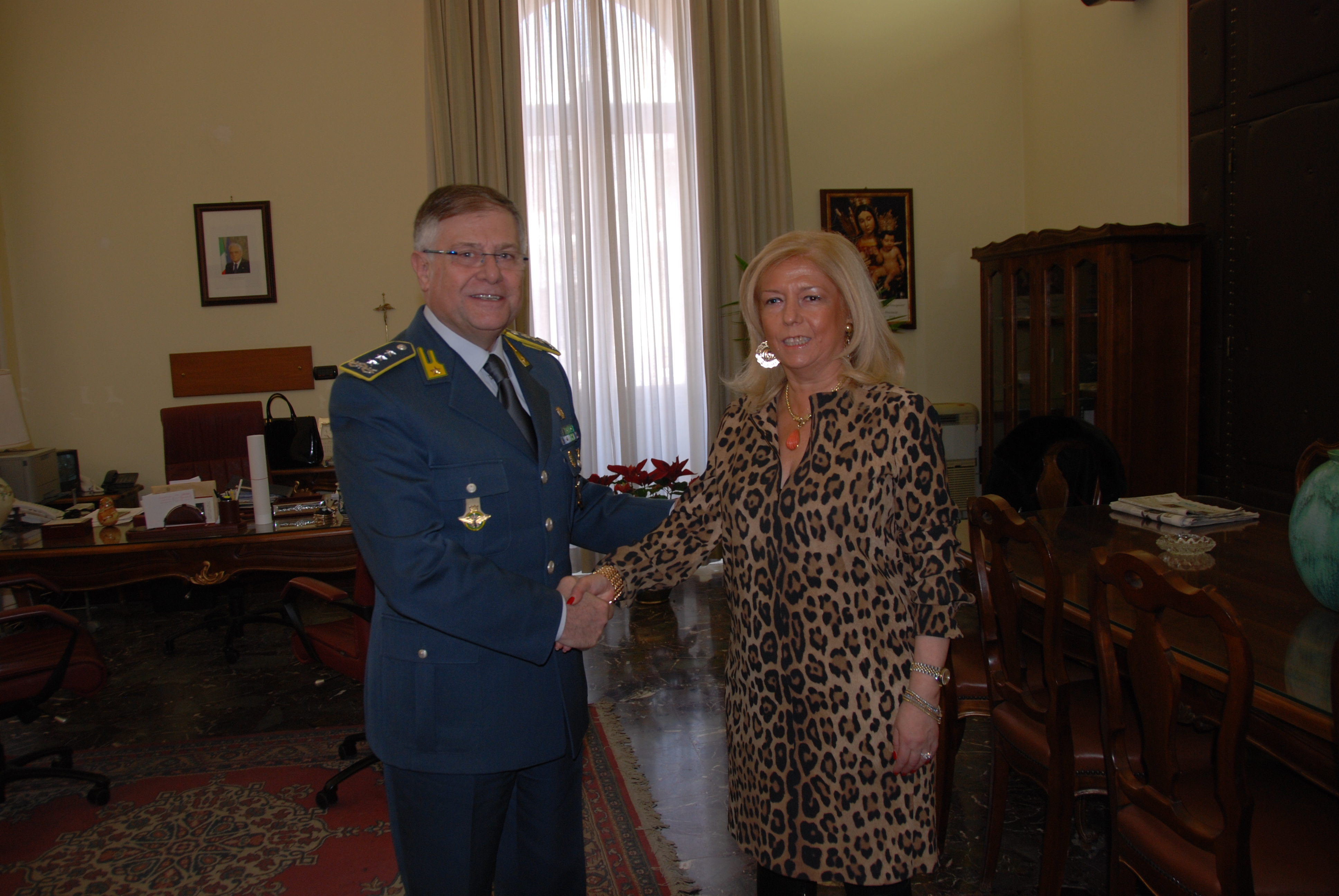 Visita del nuovo comandante interregionale della Guardia di Finanza al Prefetto di Benevento