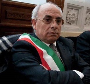 Omicidio a Foglianise, il Sindaco ringrazia Prefetto, Forze dell’Ordine e volontari per il lavoro svolto