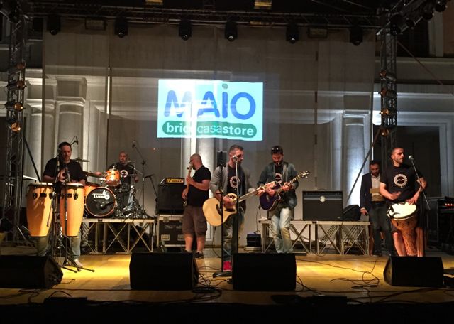 Interviste, premiazioni e tanta musica, così è volata via la penultima serata del Sannio Fest che ha fatto il pieno di pubblico