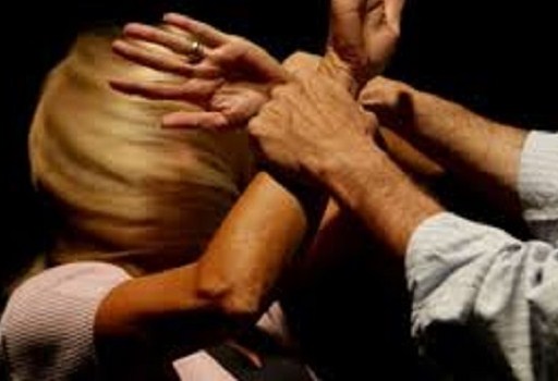 Benevento, arrestato 39enne per rapina e atti persecutori in danno della ex compagna