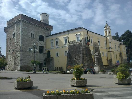 Approvato lo schema del Bilancio di previsione per il 2015 della Provincia di Benevento
