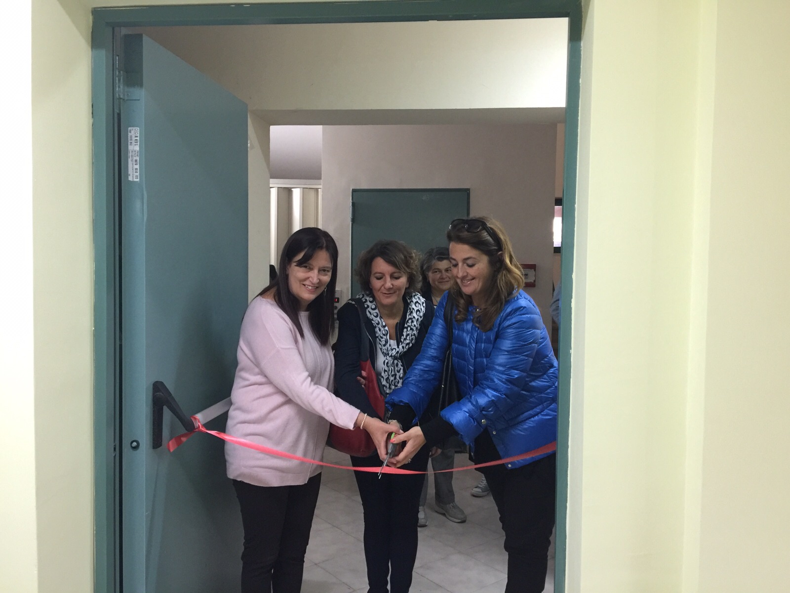 Ieri taglio del nastro delle nuove aule dell’Istituto ‘Telesi@’