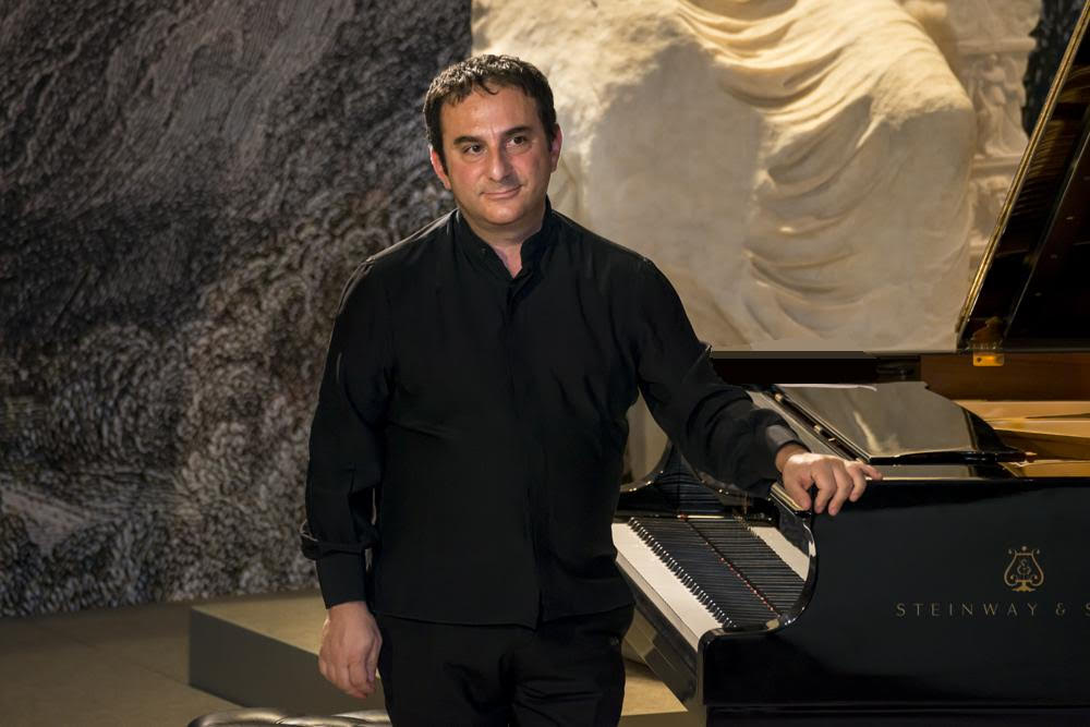 Stagione concertistica Unisannio, domani Costantino Catena al piano e narrazione di Paolo Scarnecchia