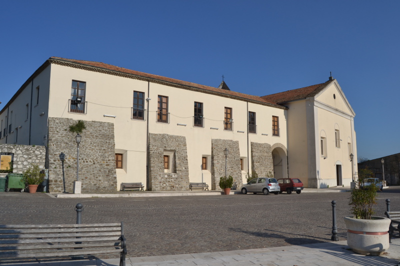 Il Consiglio di Stato conferma l’irregolarità del concorso per vicesegretario al Comune di Ceppaloni. Ricorso respinto