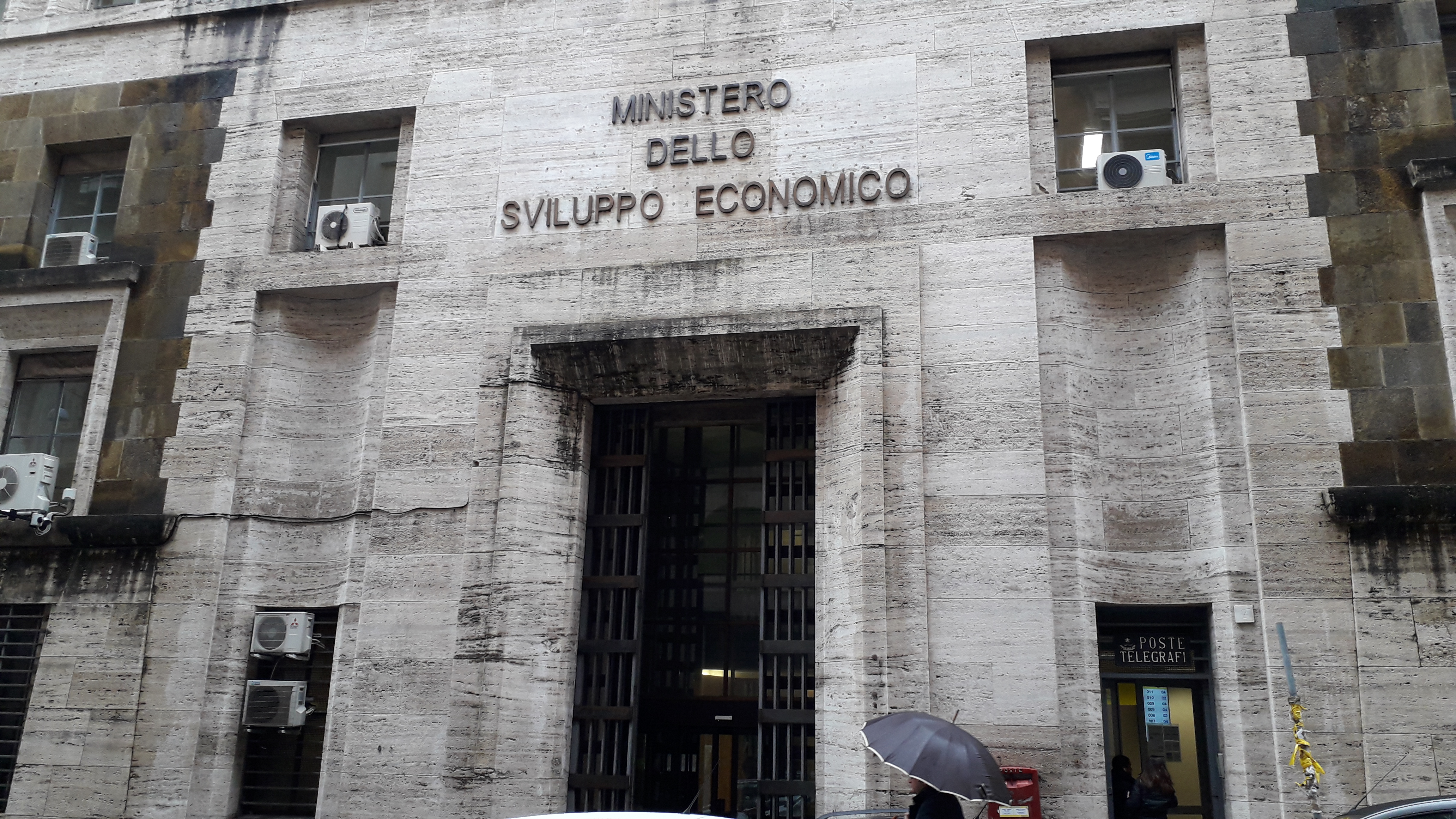 Vertenza dei Lavoratori dei Consorzi di Bacino. Incontro Usb con il Capo di Gabinetto del Ministero del Lavoro