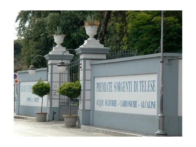 Abbamondi, capogruppo di Telese Riparte, sulla piscina olimpionica di Telese