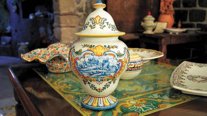 Buongiorno Ceramica, a Cerreto Sannita nel weekend arte live e non solo