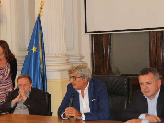 Rifiuti nel Sannio solo il tempo necessario per far ripartire Acerra, le rassicurazioni di Bonavitacola