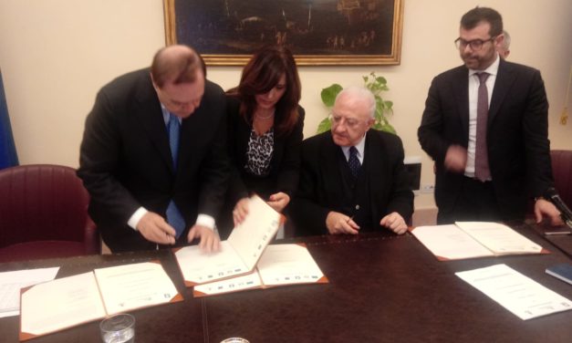 A Napoli firma PICS e riqualificazione stazione ferroviaria