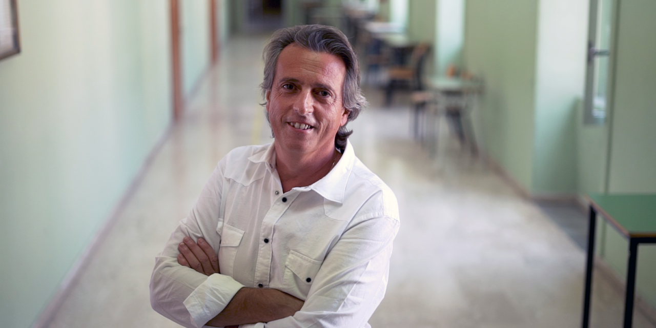 Il docente di Benevento Carlo Mazzone fra i 10 finalisti del Global Teacher Prize 2020