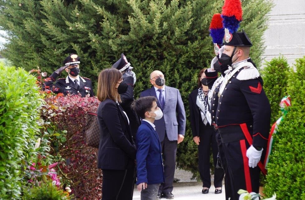 L’Arma dei Carabinieri sempre vicina alle vittime di mafie e malfattori