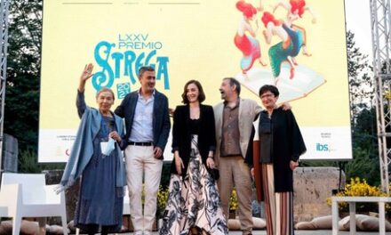 Premio Strega 2021, la cinquina dei finalisti si tinge di rosa