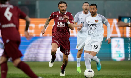 Il Benevento vince ancora con autorità: 3-0 alla Reggina