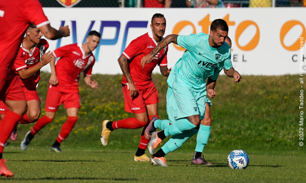 Benevento, pari in amichevole con il Siena e debutto per La Gumina