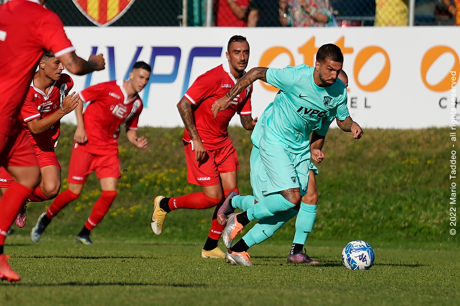 Benevento, pari in amichevole con il Siena e debutto per La Gumina