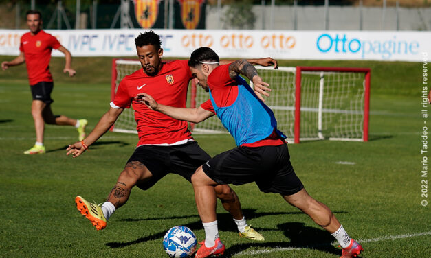 Benevento, prove di 3-5-2 in vista della sfida con il Frosinone