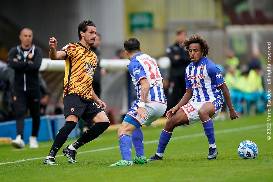 Il Bari riacciuffa il Benevento, è 1-1 al Vigorito