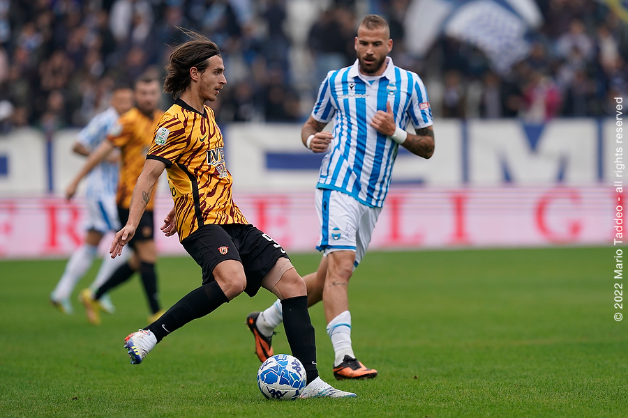 Il Benevento torna finalmente al successo: Spal sconfitta 2-1 al Mazza