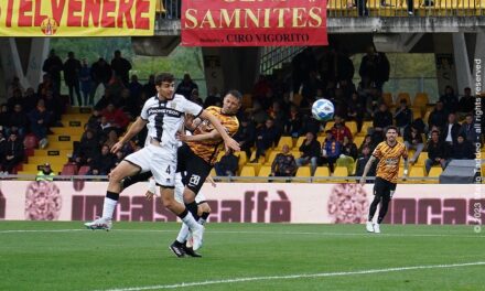 Il Benevento rimonta il Parma ma è un pari amaro: salvezza appesa a un filo