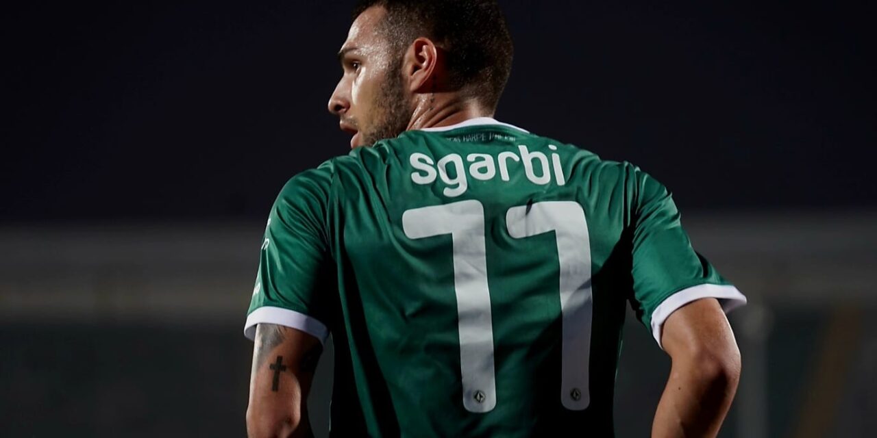 Sgarbi beffa il Benevento, il derby del Partenio va all’Avellino