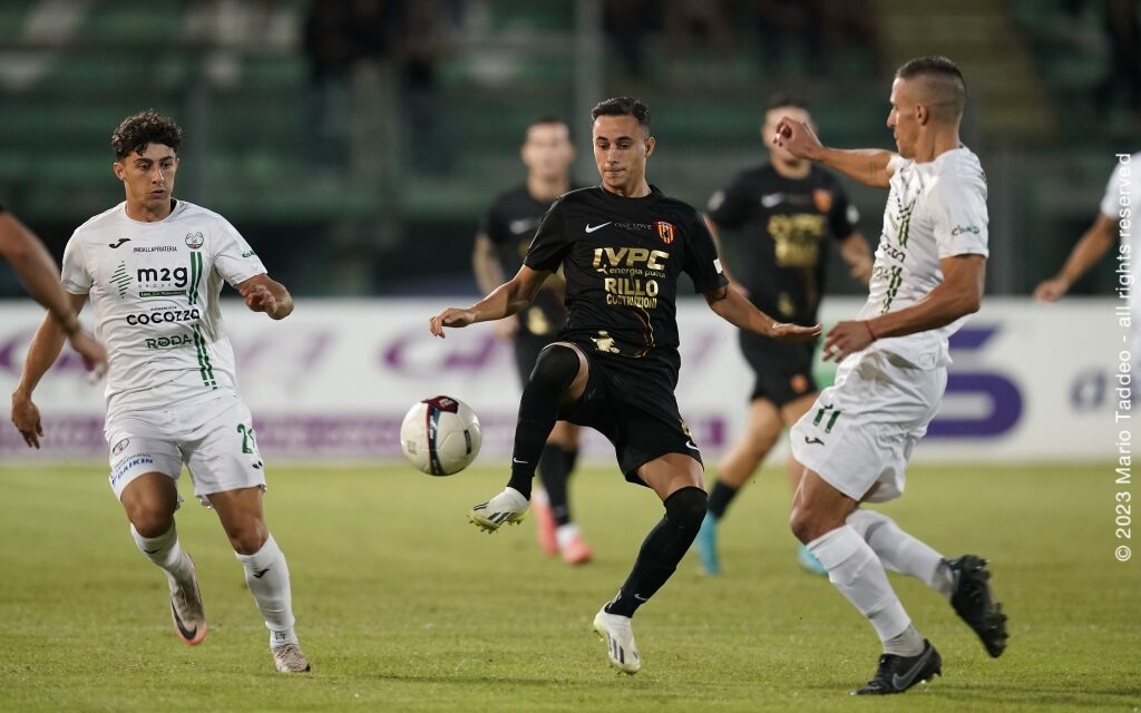 Il Benevento a Monopoli perde match e primato: decide Viteritti