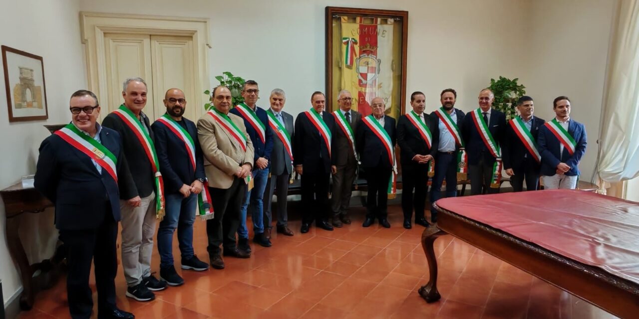 Mastella: “Sottoscritto il documento per la nascita della “Città Metropolitana del Sannio”