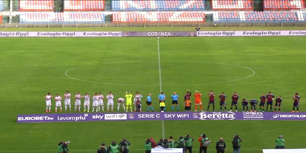 Il Cosenza ribalta tutto: giallorossi piegati dal rigore di Garritano