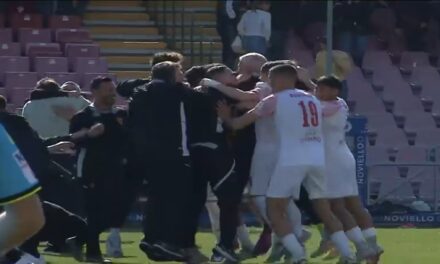 Benevento, una storica Pasquetta: vittoria a Salerno e ritorno in serie B dopo tre anni