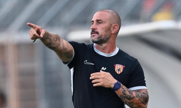 Benevento, il messaggio del tecnico alla vigilia del Südtirol: «In campo servono fame, sacrificio e voglia di correre insieme»
