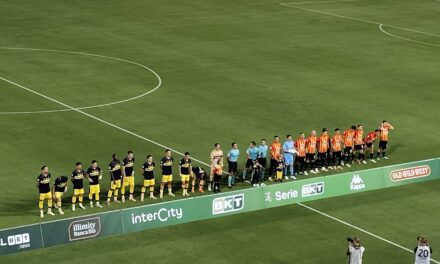 Il Benevento spreca il vantaggio: il Modena ribalta la gara nel finale