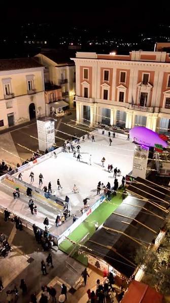 Benevento, grandi novità per il Natale sul ghiaccio: il 26 novembre la presentazione della 20ª edizione in Piazza Roma