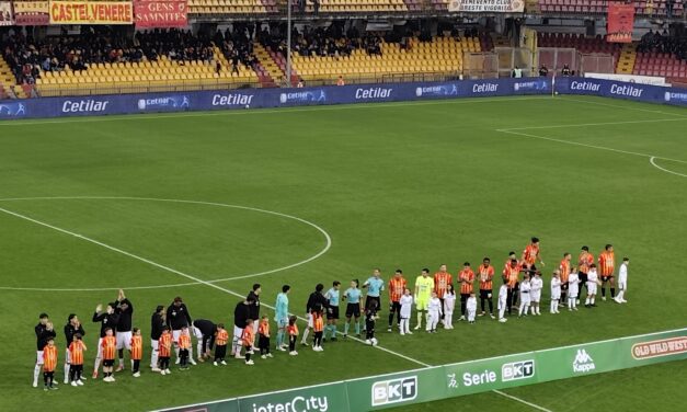  Benevento-Cesena 2-0, Siatounis apre e Cherubini chiude: i giallorossi superano i romagnoli al Vigorito